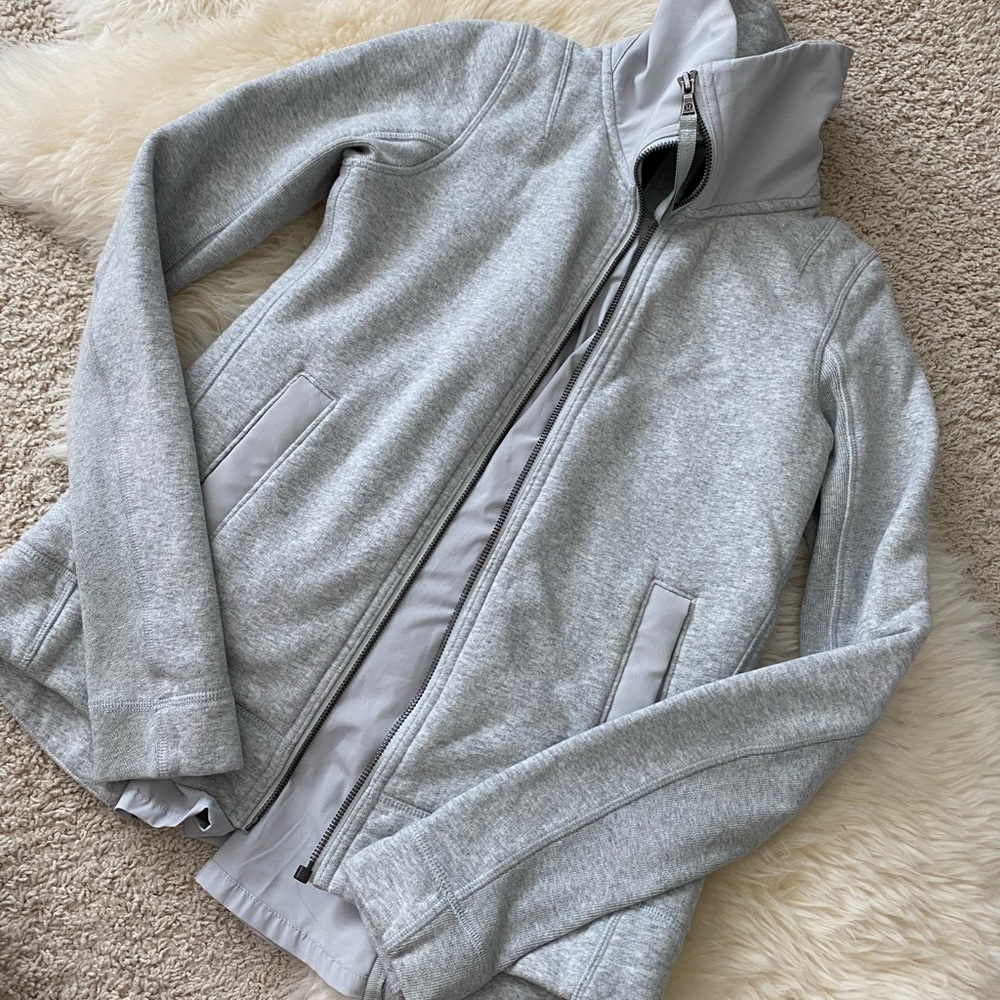 Lululemon en route zip up hoodie grey size 4